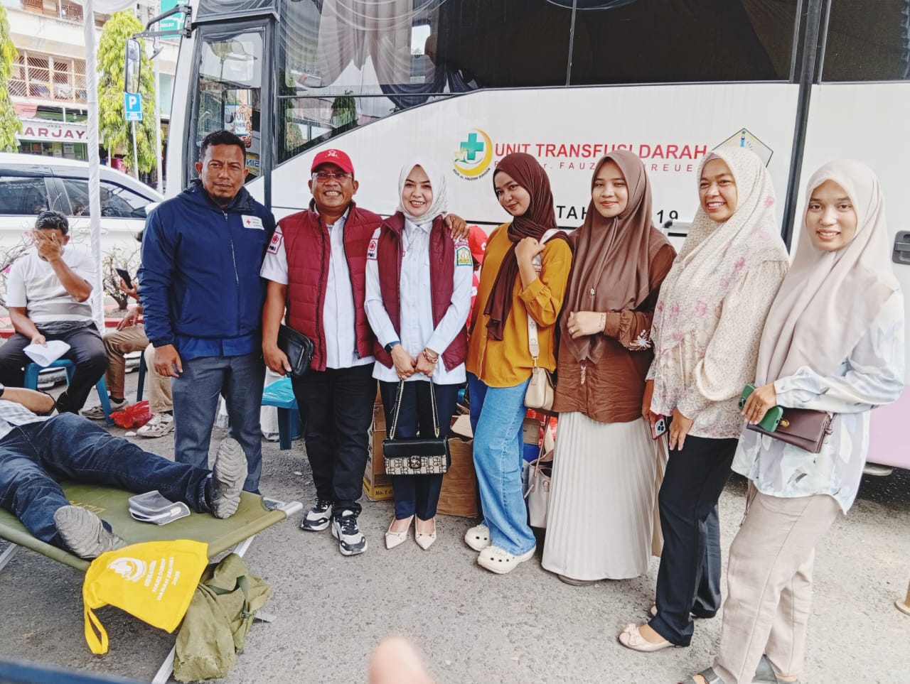 12f4e208-90a8-4809-85cc-f8fc3f85f204