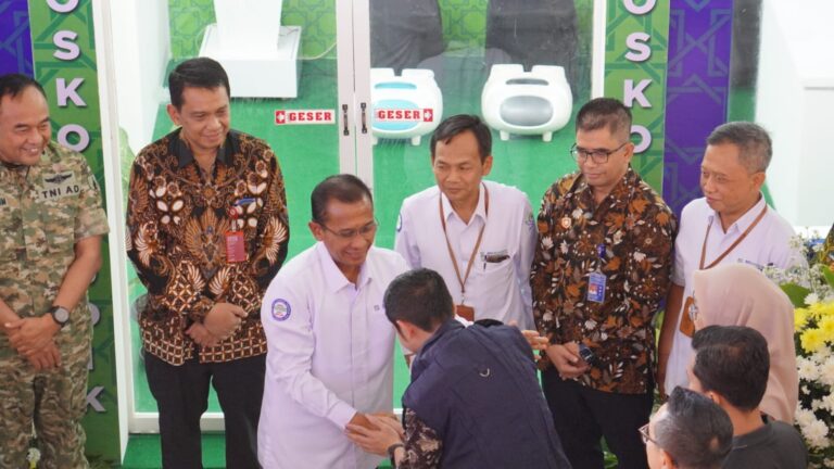 9a94749d-706a-4cab-8d1e-c9f11e4281f5