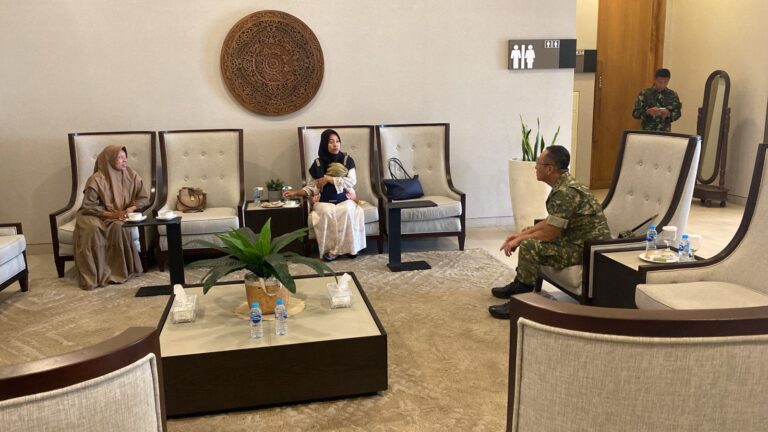 205ca19b-721e-40ca-8850-e52128c78a95