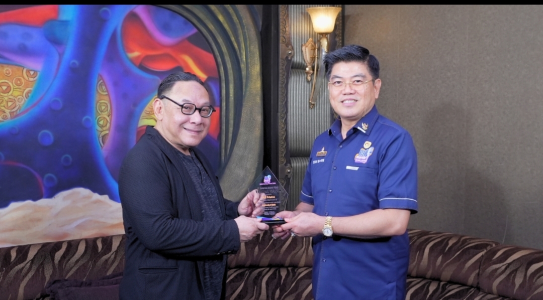 c9b81838-6885-4e05-afc4-181b582679ae